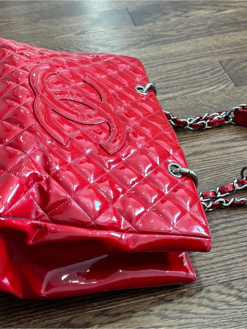 SALE🚨 Authentic Chanel bag - Picture 5 of 10